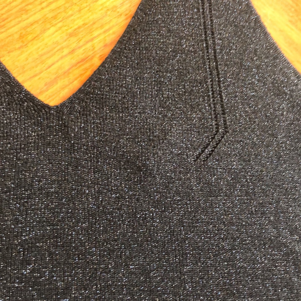 Top - Picture 3 of 9